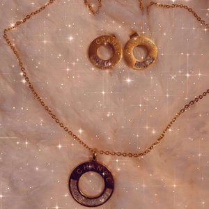 necklace and matching earring set